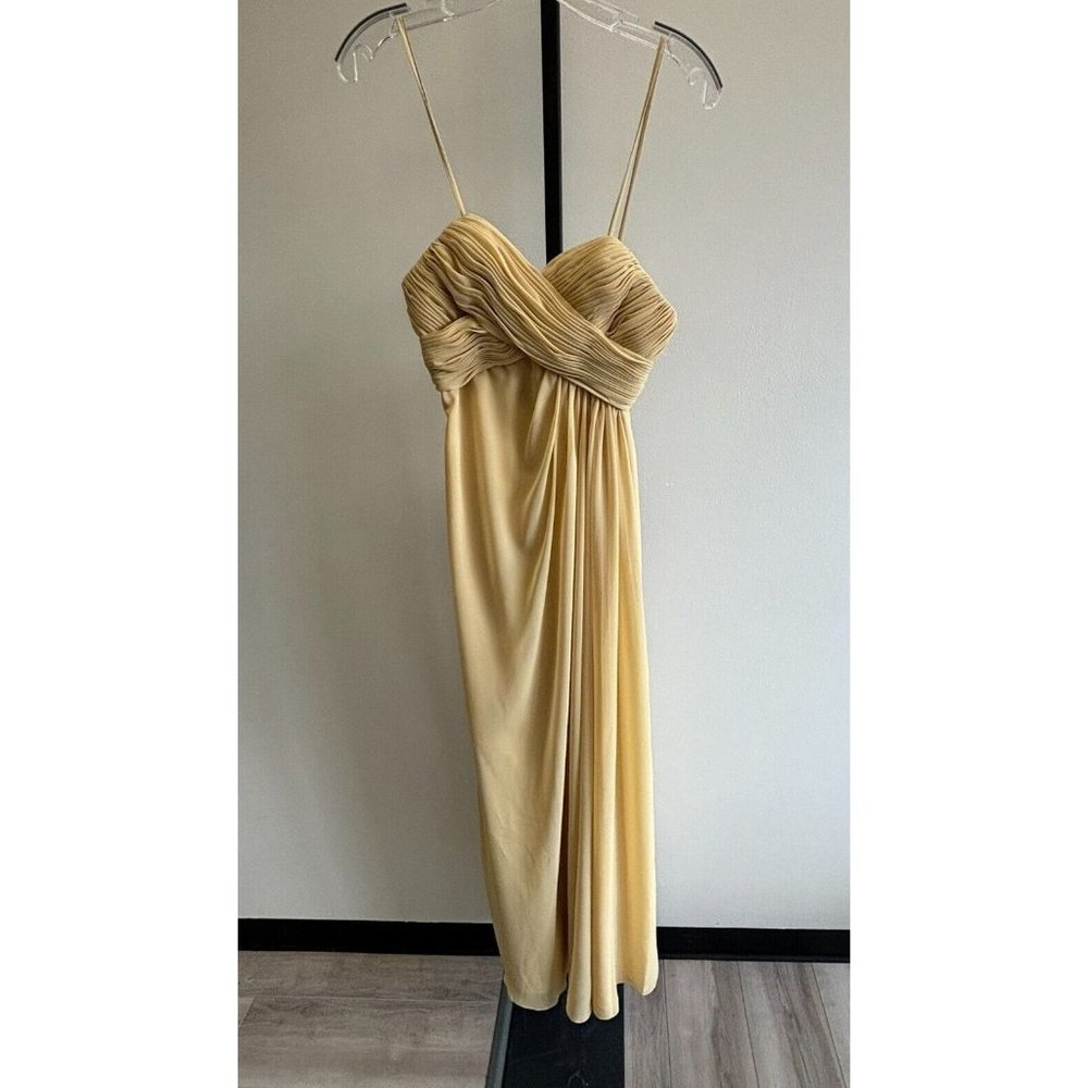 W Too Yellow Sleeveless Long Formal Gown Size 0 NWT (7087)